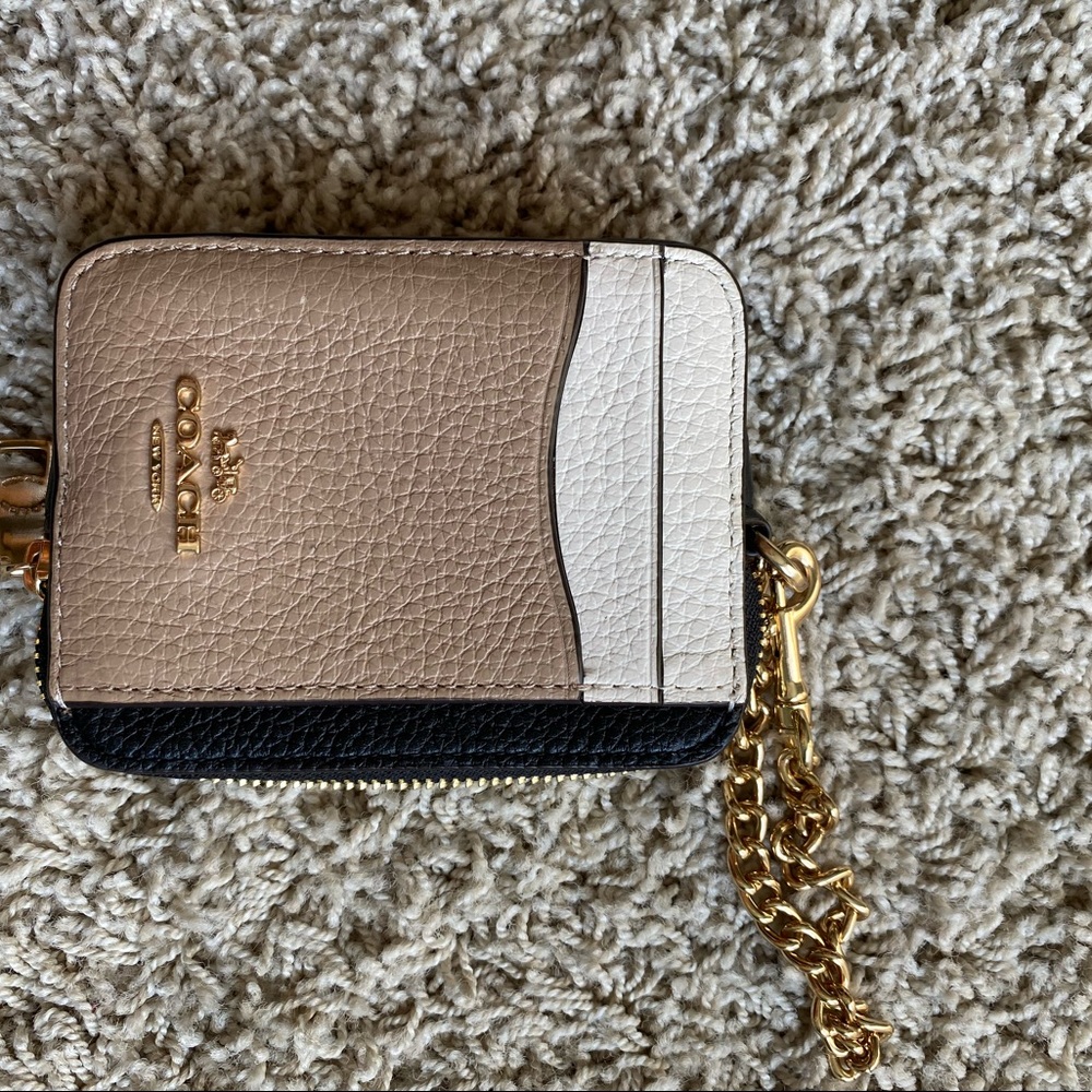Coach Tricolor Leather Card Case with Gold Chain